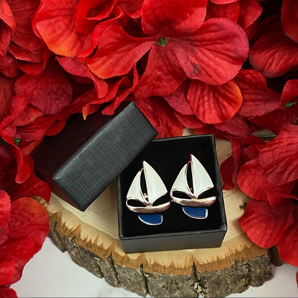 White and Blue Sailboat Cufflinks - Picture 13 of 16